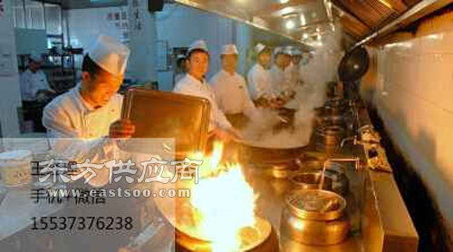 醇基燃料技術(shù)開發(fā)與轉(zhuǎn)讓新機遇 聚焦河南炬燃，探索綠色能源新篇章