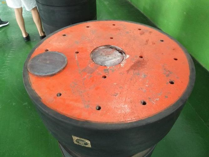 廠家直銷(xiāo)鉛芯隔震橡膠支座型號(hào)齊全