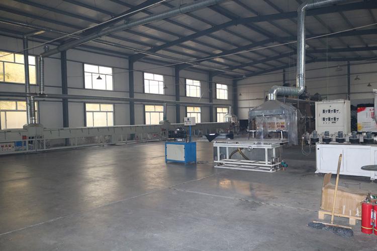 塑料制品,橡膠制品,硅膠密封條,拉線,空氣濾清器加工銷售;模具開發